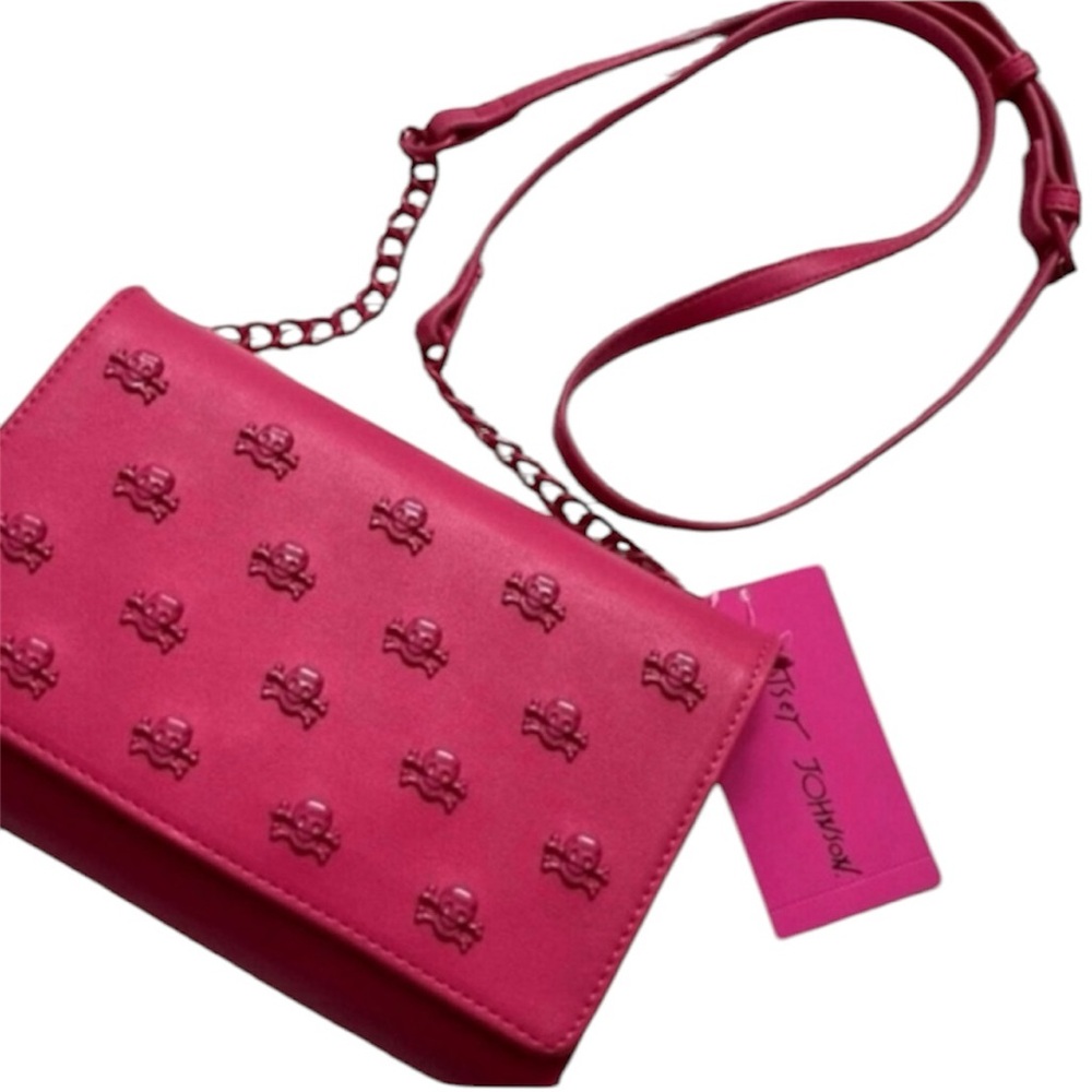 NEW Betsey Johnson Pink Skulls Bright Pink Crossbody Faux Leather Bag